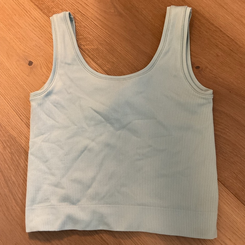 🤩Athleta Light Blue Ribbed Tank Top